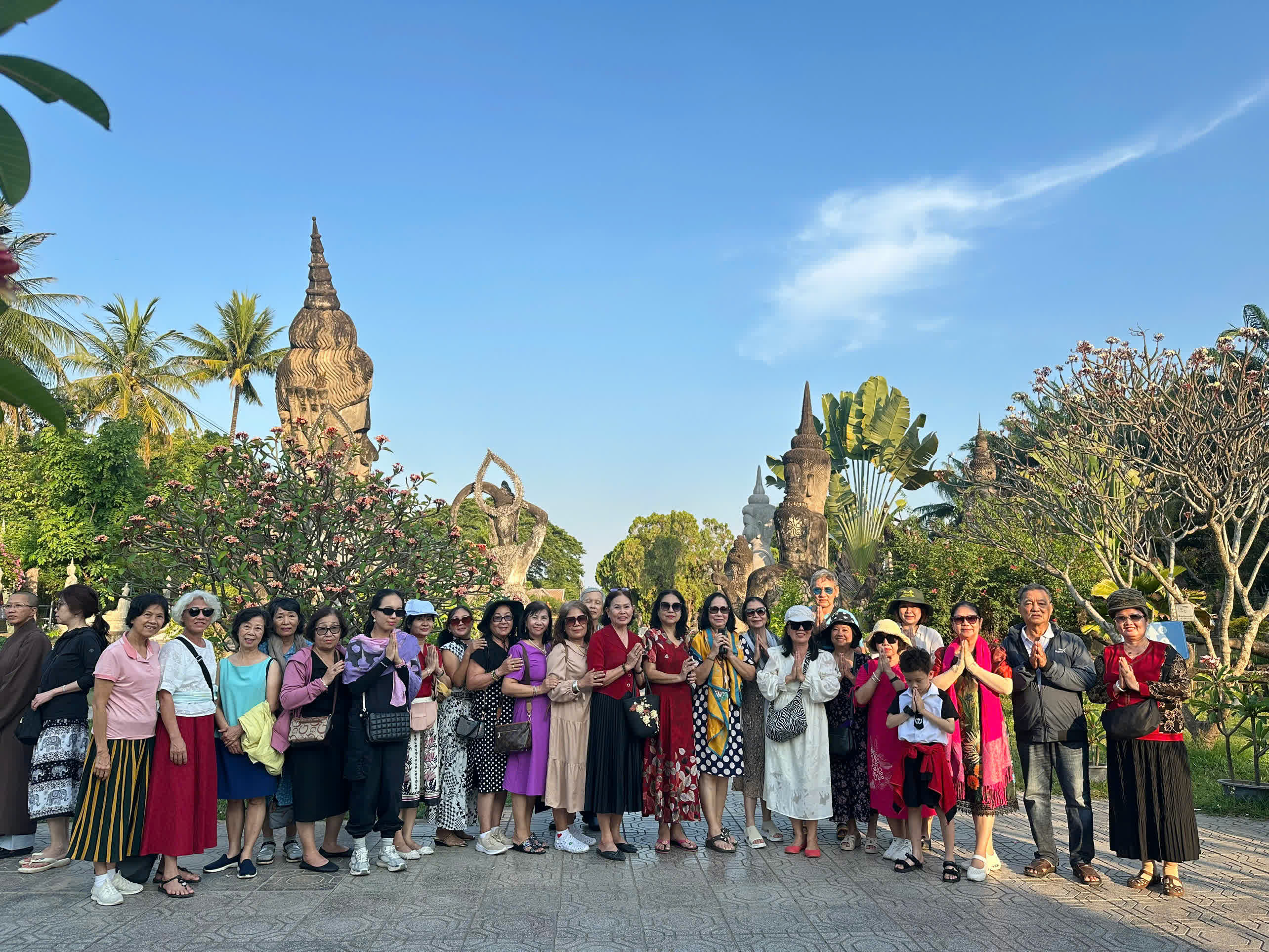 Ngày 2 - Vientiane