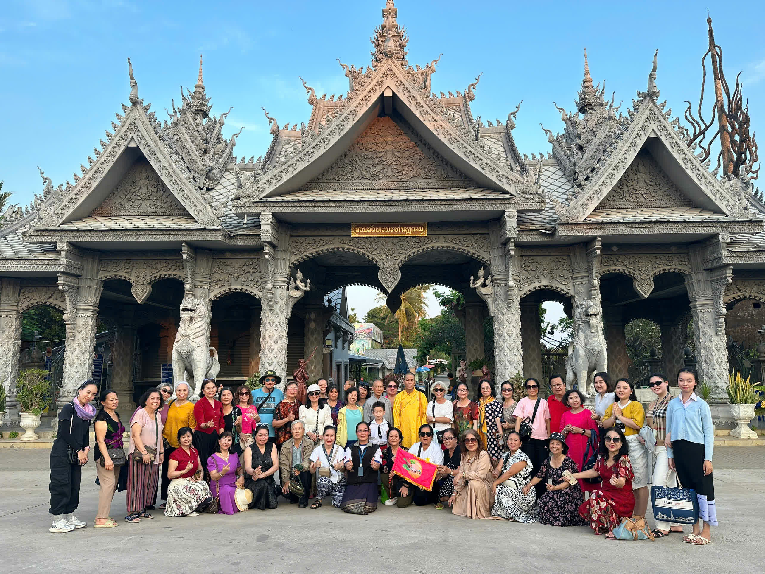 Ngày 8 - Về Việt Nam